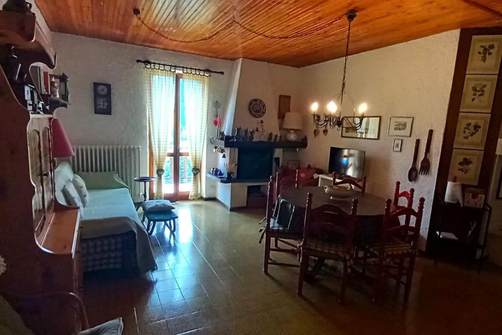 Appartamento Panoramico Casa Gerro Averara ภายนอก รูปภาพ